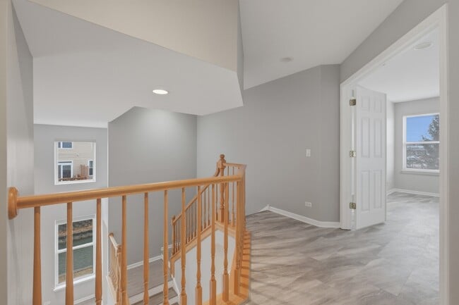 Building Photo - 4225 Henry Way