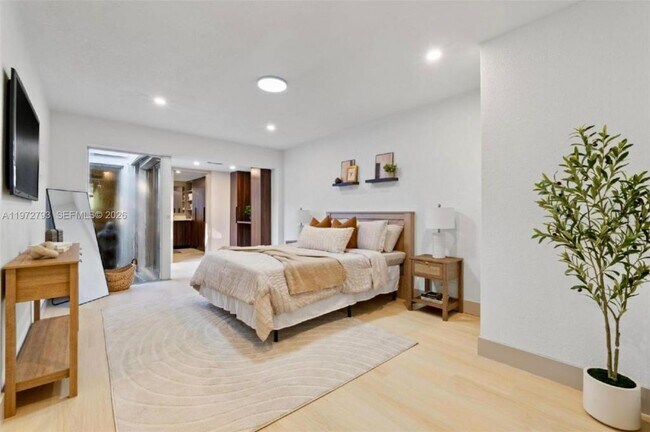 Building Photo - 1905 NW 62nd Terrace