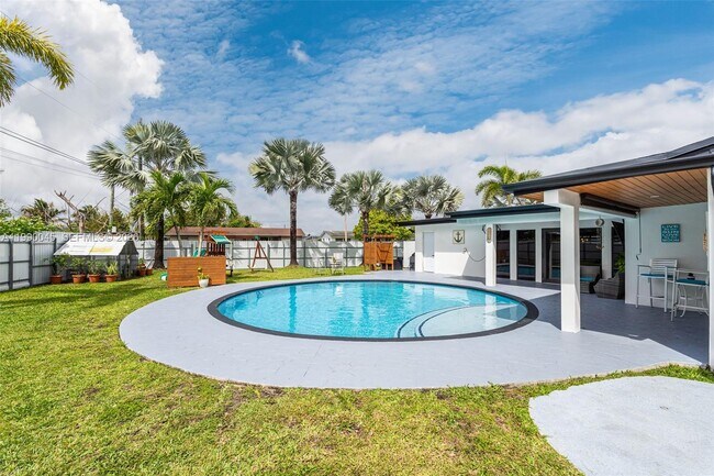 Building Photo - 11220 SW 181st Terrace