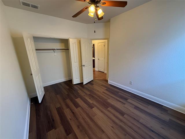 Building Photo - 3101 Spanish Oak Trail