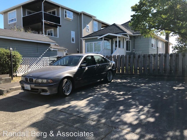 Building Photo - 2 br, 1 bath House - 4847 41st Avenue SW