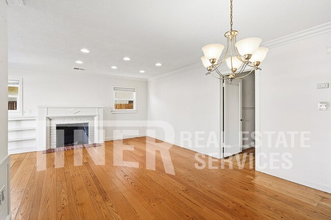 Building Photo - 2416 60th St