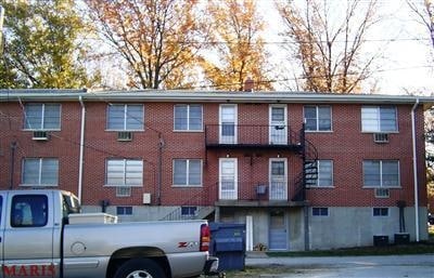 Building Photo - Atherton Apartments