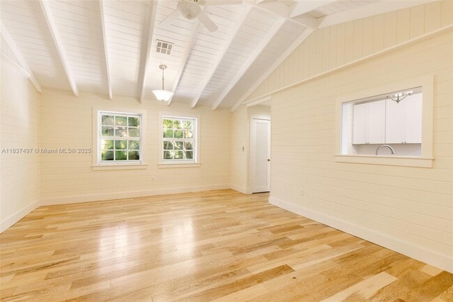 Building Photo - 4235 Lennox Dr