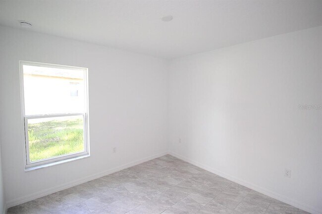 Building Photo - 67 Pony Express Dr