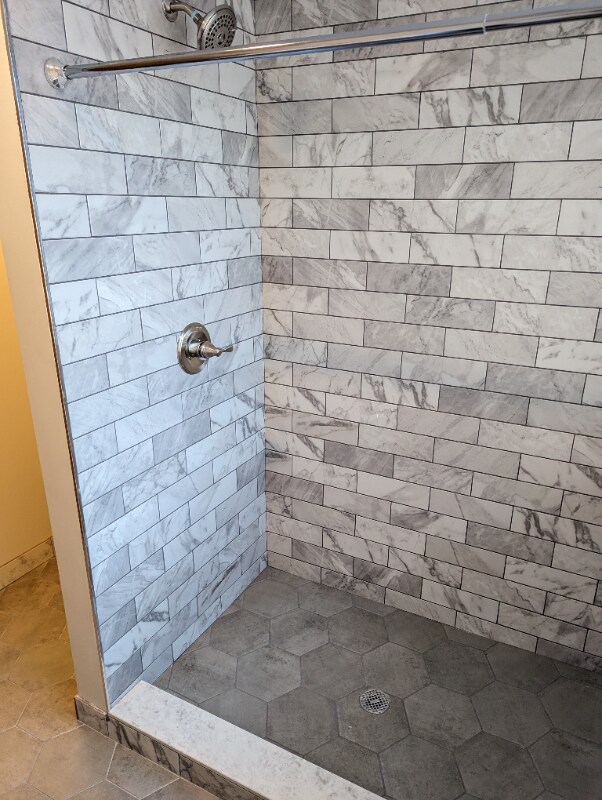 Building Photo - 3322 W Catalpa Ave