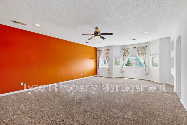 Building Photo - 7120 Alamillo Rd NW