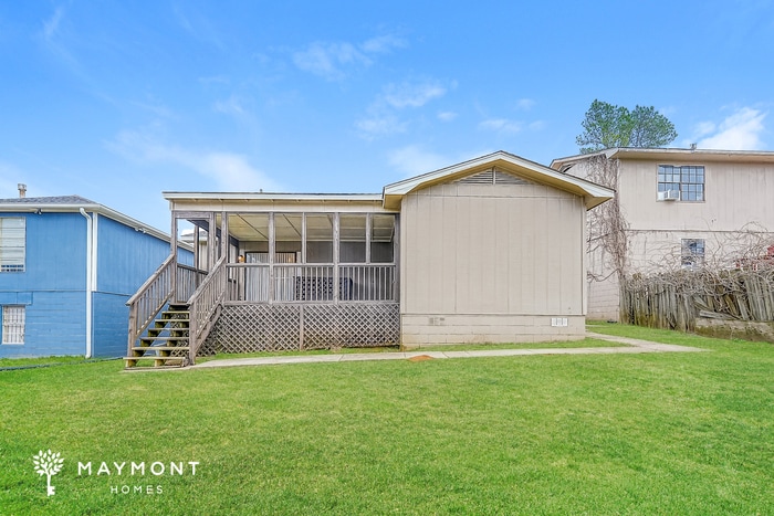 Building Photo - 732 Spring St