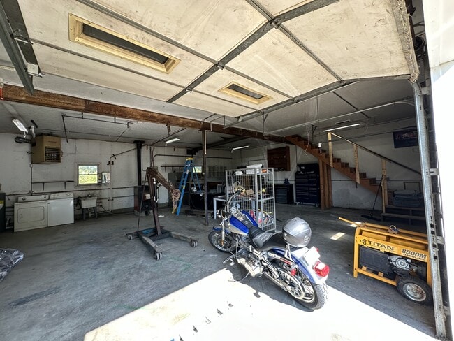 Building Photo - 6131 N 450 W