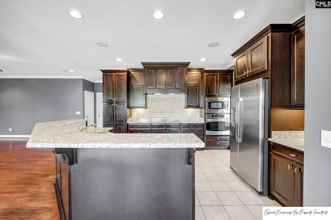 Building Photo - 120 Pinehurst Ct