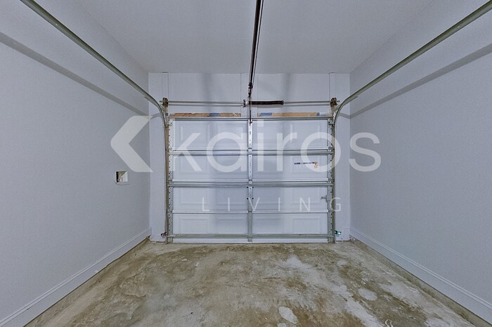 Building Photo - 407 Ferguson Ln