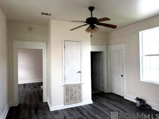 Building Photo - 8816 Olive St