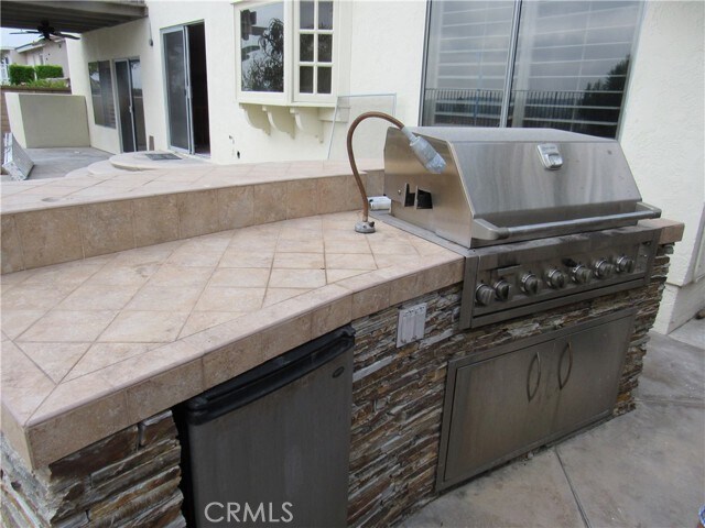 Building Photo - 23502 Via Breve