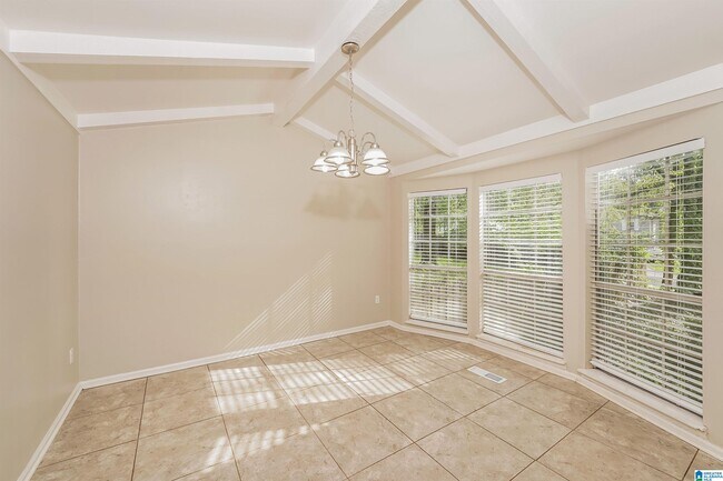 Building Photo - 636 Cresap Cir NE