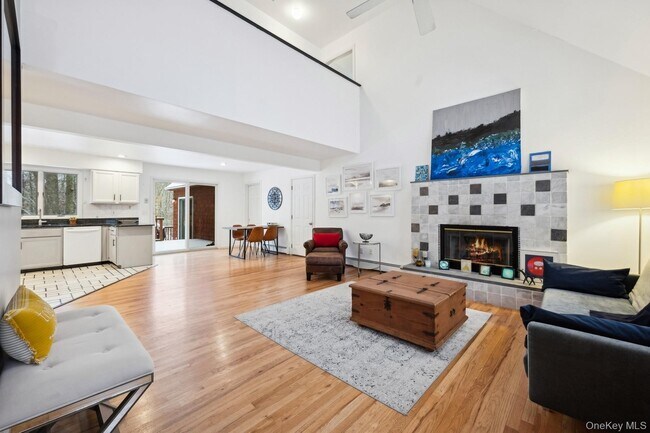 Building Photo - 12 Hildreth Rd S