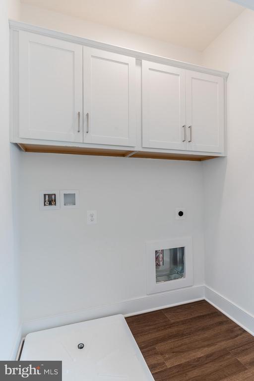 Building Photo - 42601 Houdini Rst Ter