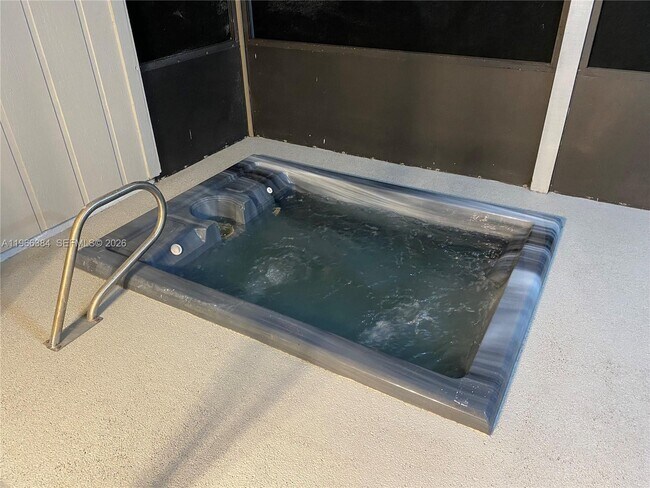 Building Photo - 371 SE Fairchild Ave