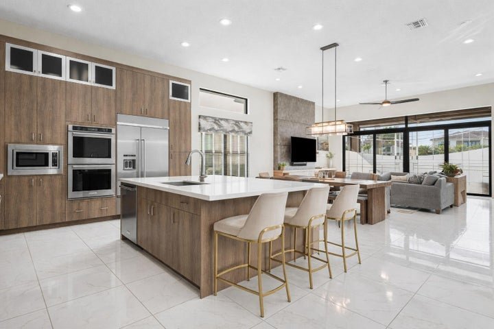 Building Photo - 17317 Santaluce Mnr