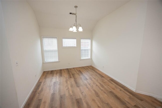 Building Photo - 8824 Stoneridge Pl