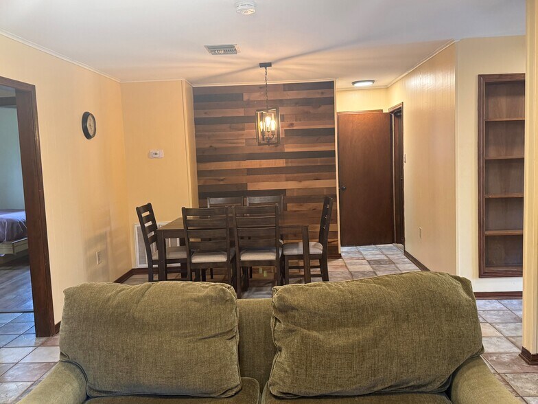 Building Photo - 119 Jay St