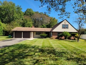 Building Photo - 12 Prests Mill Rd