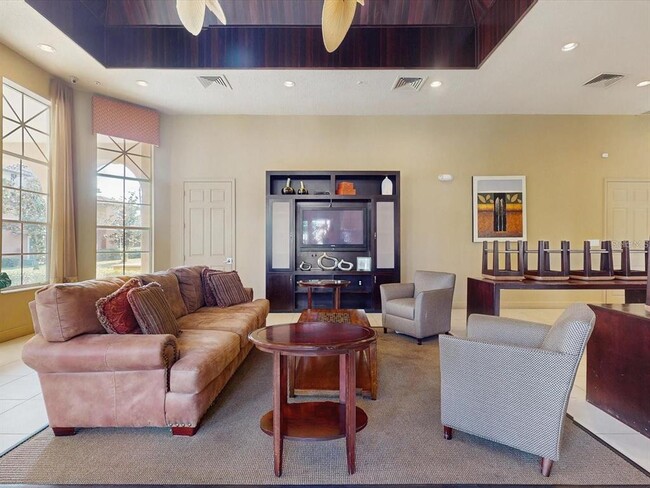 Building Photo - 5578 Metrowest Blvd