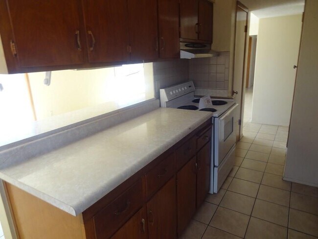 Building Photo - 9752 Blue Wing Dr