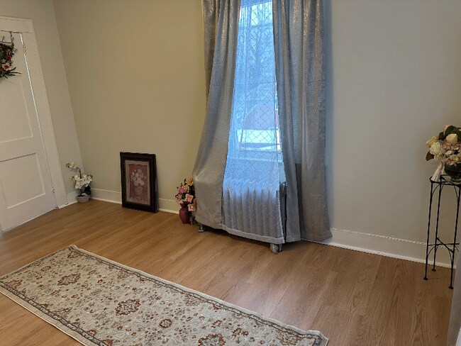 Building Photo - 269 N 1st Ave