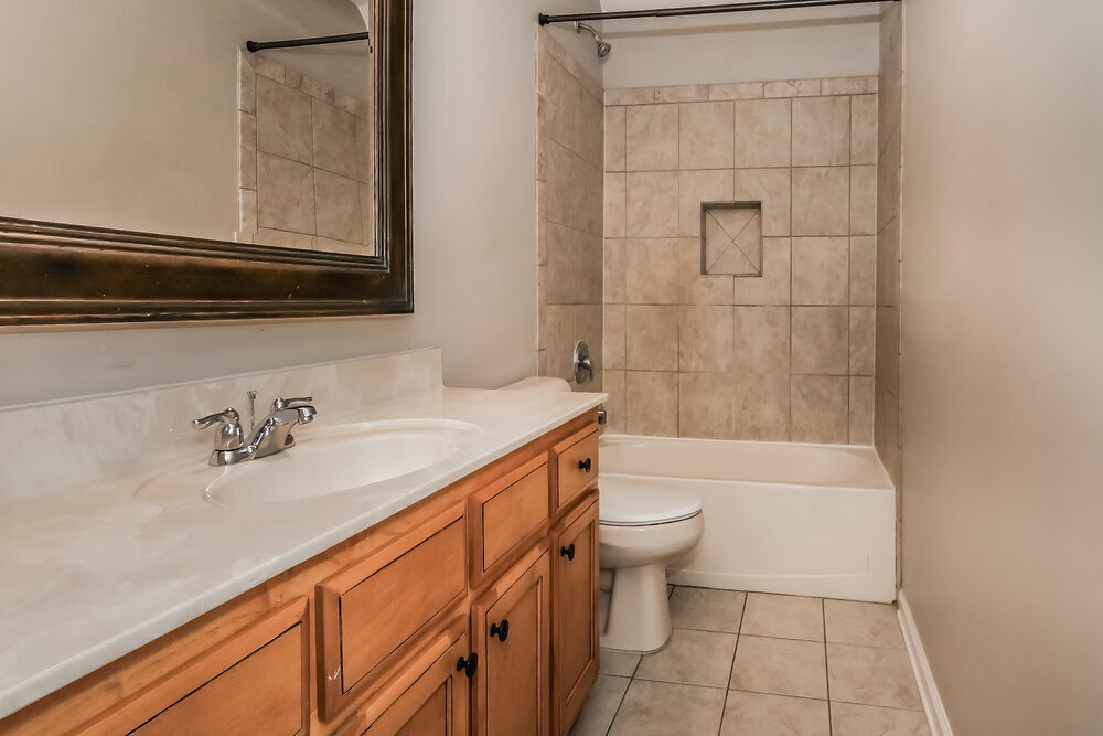 Building Photo - 5061 Thornebrook Cove