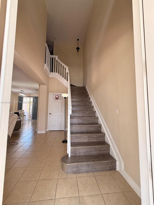 Building Photo - 1408 SW 147th Ave