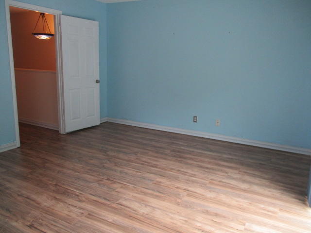 Building Photo - 333 Woodham Ct