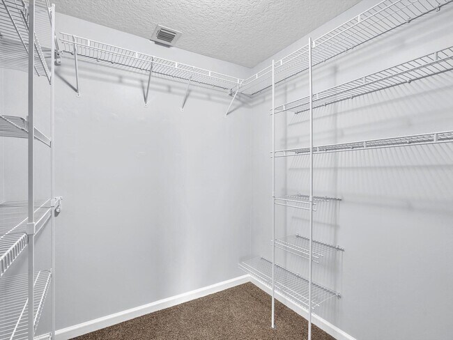 Building Photo - 21018 Vía Eden