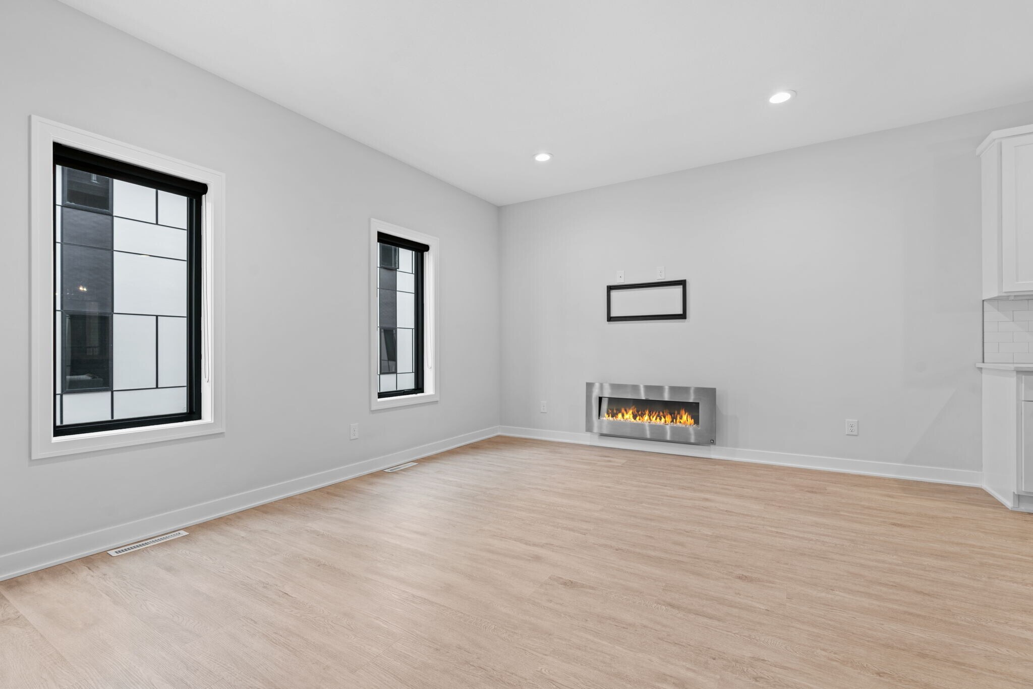 Building Photo - 6359 16th Ave S