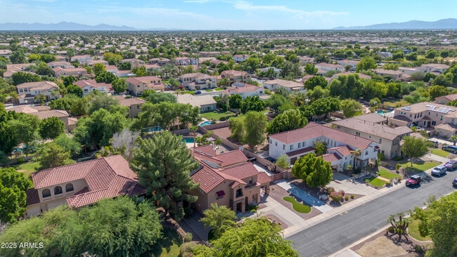 Building Photo - 7149 W Avenida Del Sol