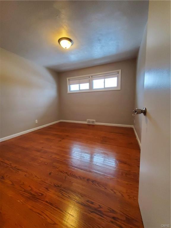 Building Photo - 1125 Salt Springs Rd