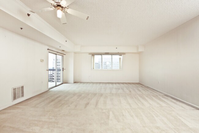 living room 1 - 1211 S Eads St