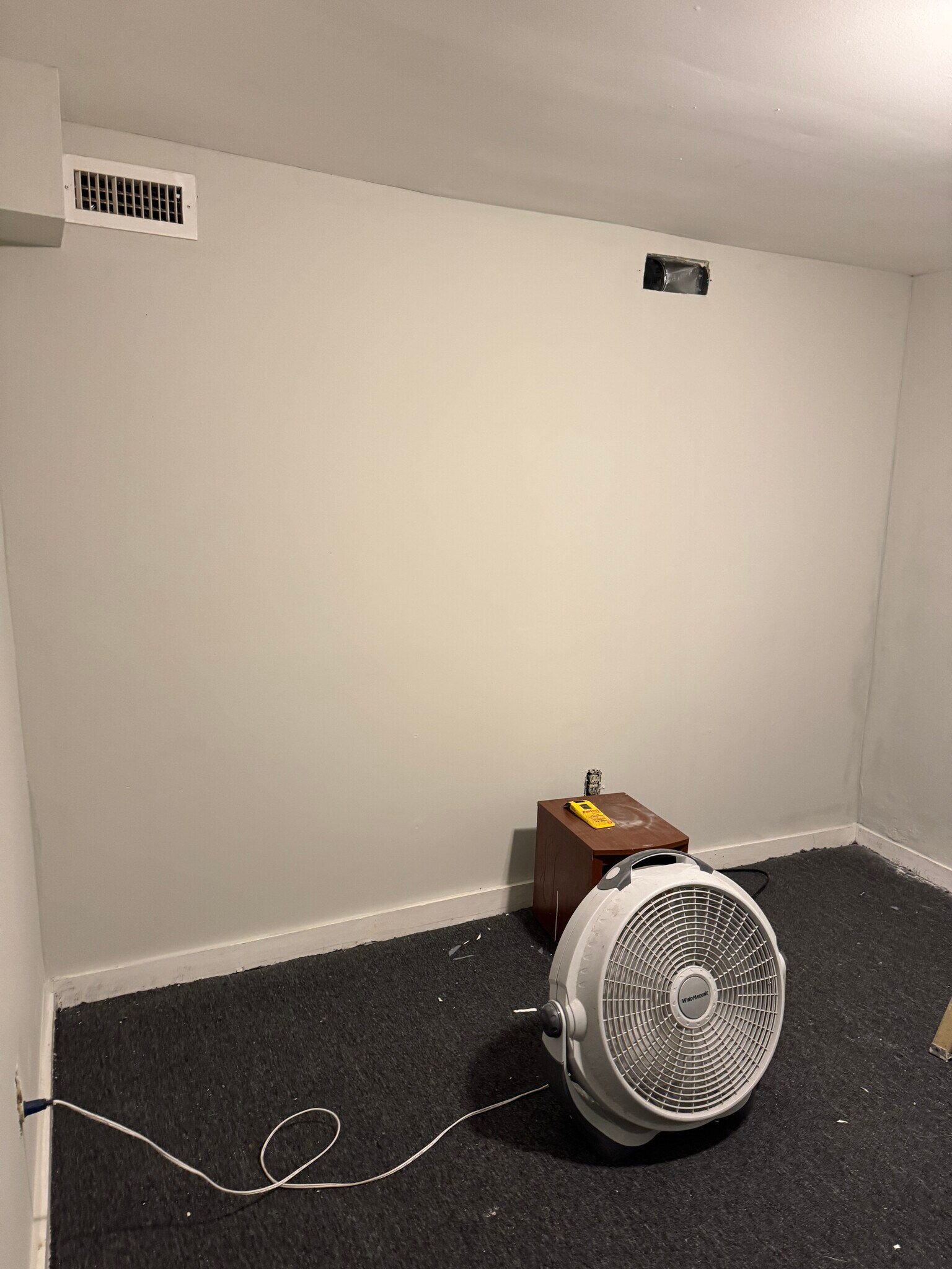 NEWLY PAINTED BEDROOM - 25 Minerva St