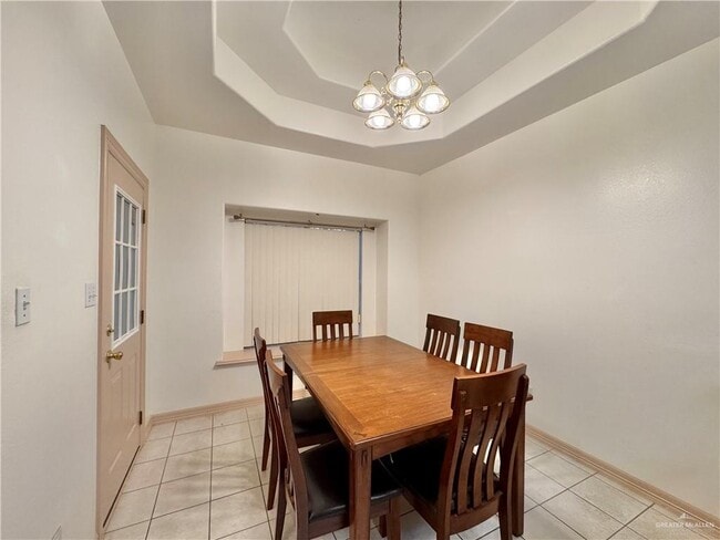 Building Photo - 28 S 32nd St