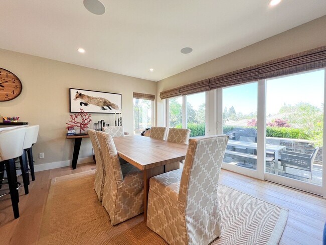 Building Photo - Luxury Living in one of Napa Valley's Most Prestigious Gated Commmunities