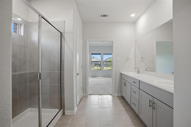 Building Photo - 3253 Cumby Dr