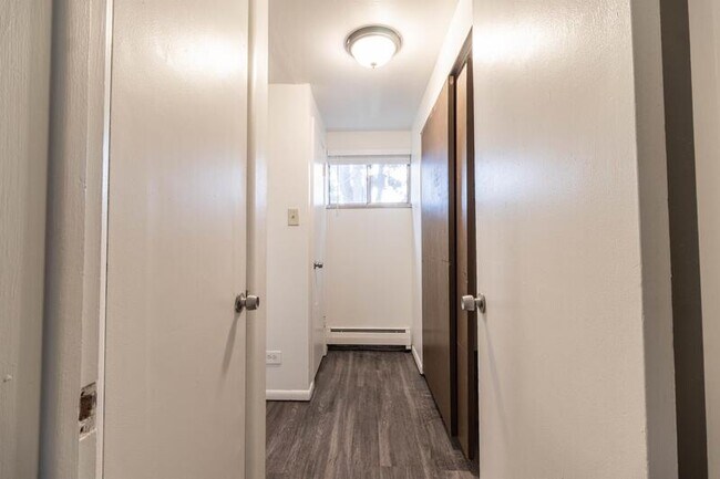 Building Photo - 5954 S Datura St