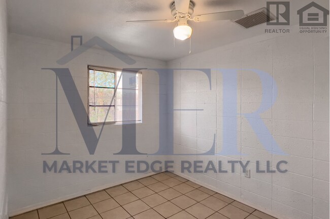 Building Photo - 3Bed/1Bath Home at 15th/Peoria! $199 MOVE-IN SPECIAL! Move-In Ready on 12/18/2025!