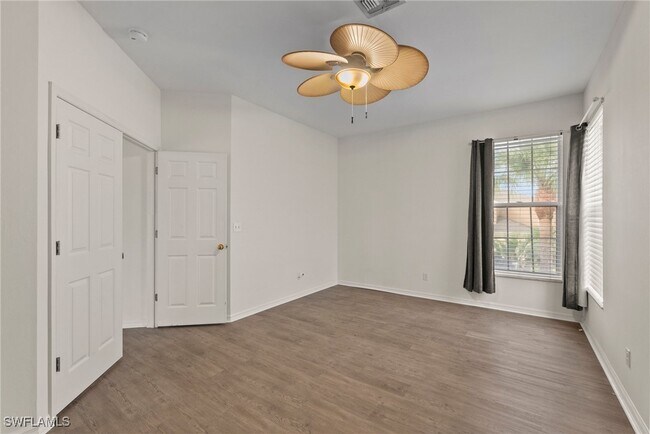 Building Photo - 22977 Lone Oak Dr