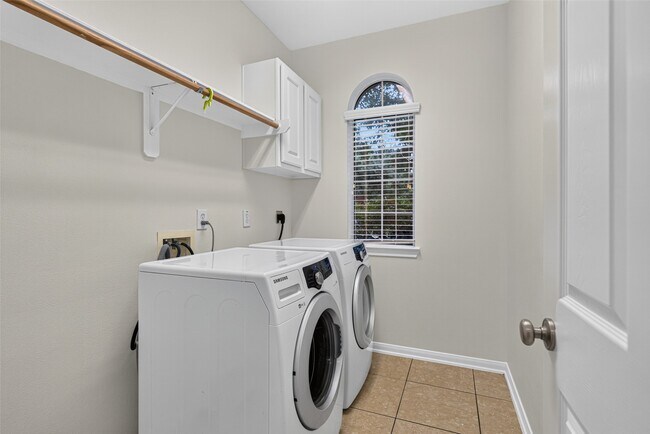 Building Photo - 21810 Blossom Brook Ln