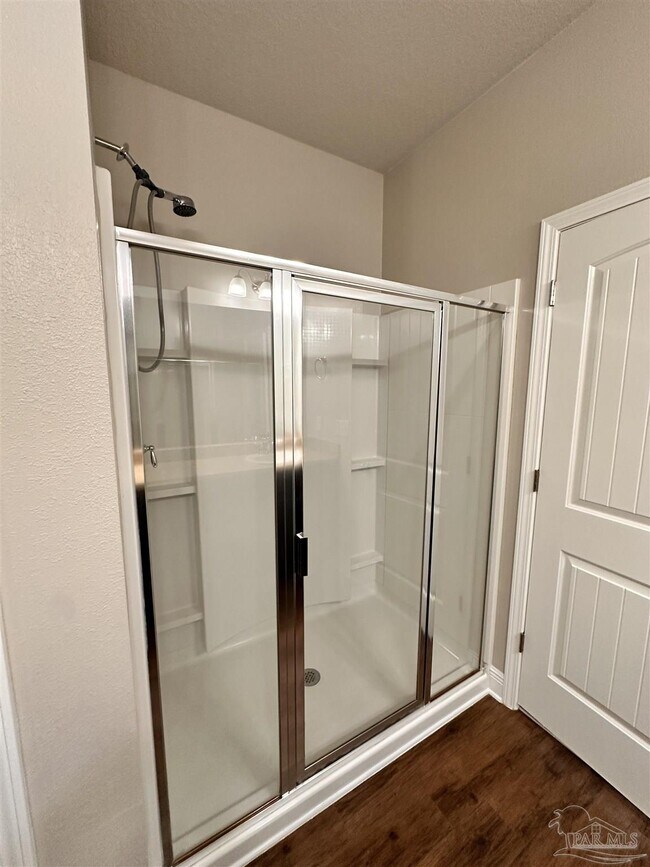 Building Photo - 8600 Bucklebury Dr