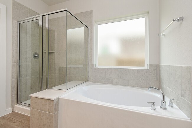 Building Photo - 3024 Myrtle Sunset Dr