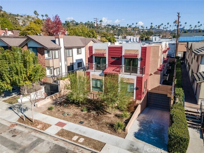 Building Photo - 1212 Viola Ave