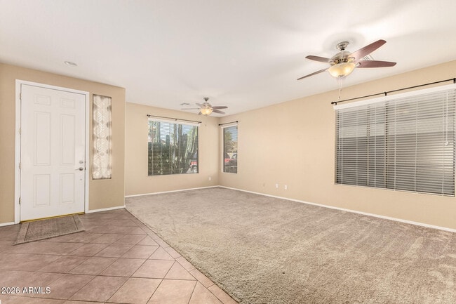 Building Photo - 202 E Rock Wren Dr