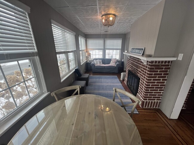 Building Photo - 29 N Hanover Ave