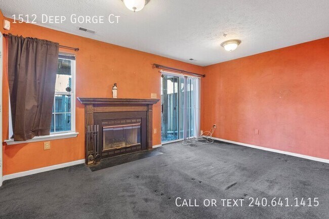 Building Photo - 1512 Deep Gorge Ct